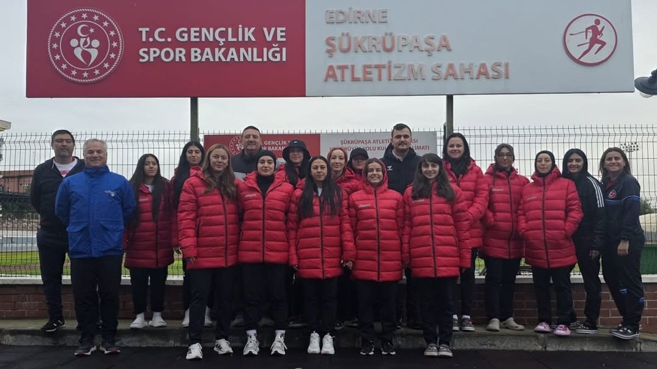 Kadın Kriket Milli Takımı Avrupa Şampiyonası’nda sahada