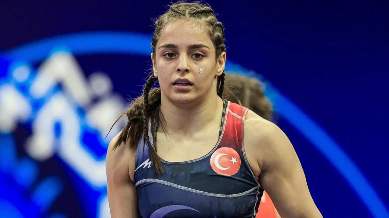U23 Kadınlar Güreşinde 3 Yarı Final, 2 Bronz Madalya Şansı