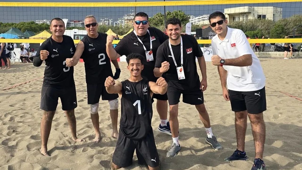 Para Plaj Voleybolu’nda bir galibiyet, bir mağlubiyet