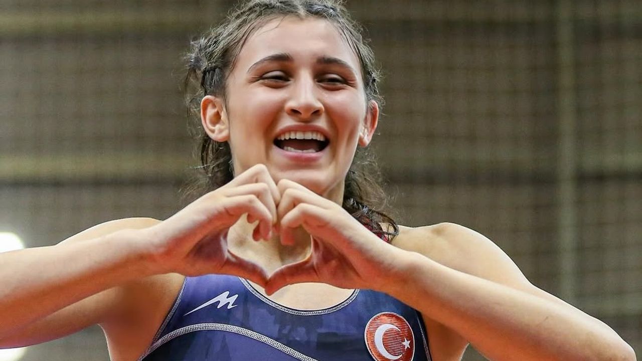 Elmira Yasin U23 Dünya Güreş Şampiyonası’nda üçüncü oldu