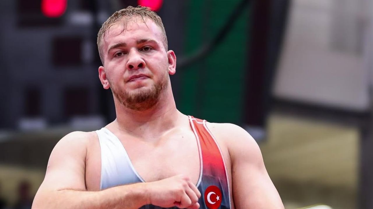 Hakan Büyükçingil U23 Dünya Güreş Şampiyonası’nda Bronz Aldı