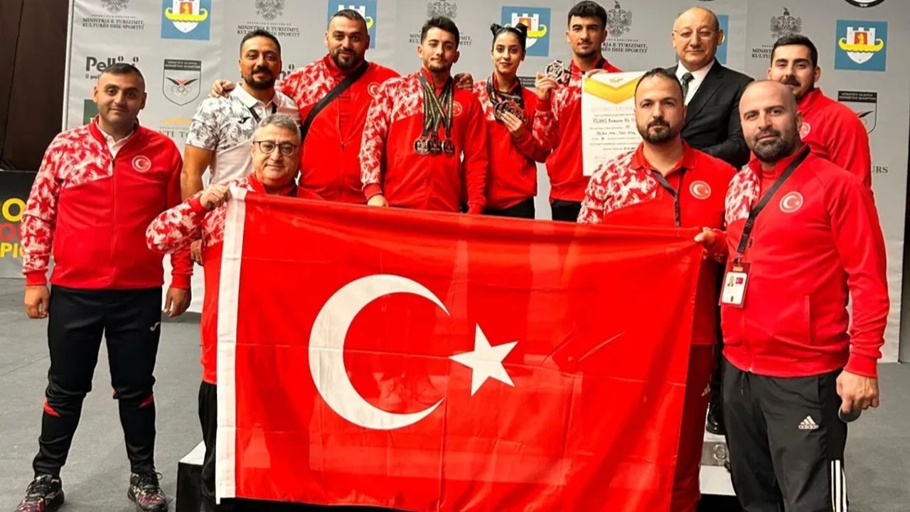 Halterde Avrupa’nın Ağırlığını Biz Kaldırdık