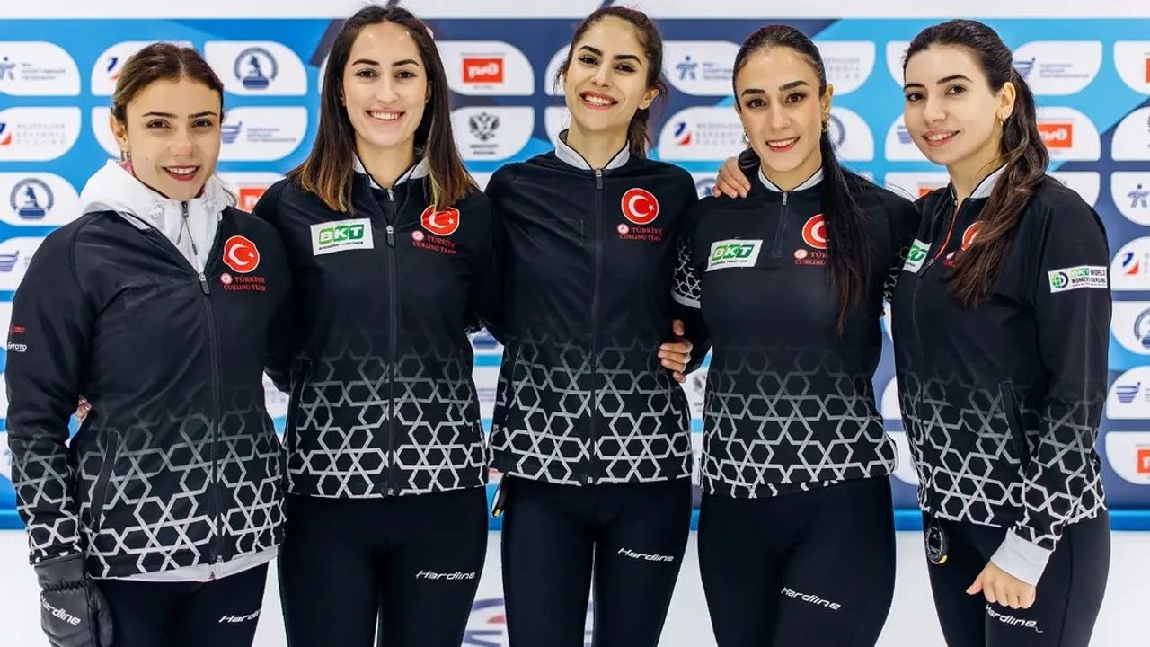 Kadın Curling Milli Takımı İsveç’te fırtına gibi esiyor