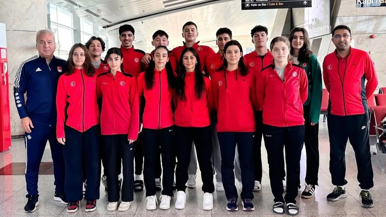 Milli Badmintoncular Macaristan’daki Turnuva İçin Yolda