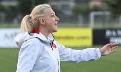 Kadın A Millî Takımımız, İrlanda Maçı Öncesi Son Antrenmanını Yaptı