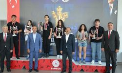 Türkiye Gençler Satranç Şampiyonası’nda Zafer Uygar Duruçay’ın