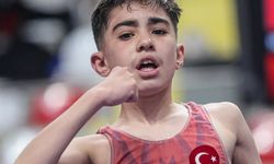 U15 Serbest Güreş Türkiye Şampiyonası’nda İlk Günün Finalistleri Belli Oldu
