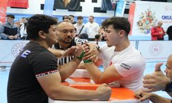 Bilek Güreşi Türkiye Şampiyonası Samsun’da Başladı