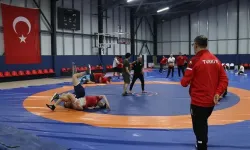 İşitme Engelliler Güreş Milli Takımı, Deaflympics’e Hazırlanıyor