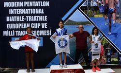 U11 kızlarda Türk sporcular Biathle-Triathle’de kürsüde