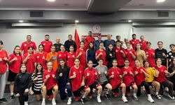 Minik Kadın Boksörler Gürcistan’la Ortak Kampta
