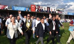 Elmalı Güreşleri’nde Başpehlivan Enes Doğan Oldu