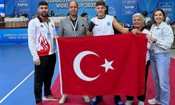 Bedirhan Günaydın Kick Boks Dünya Kupası’nda şampiyon