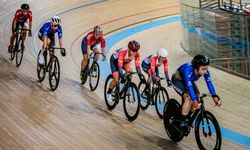 Milli bisikletçiler Balkan pistinde madalyaları topladı