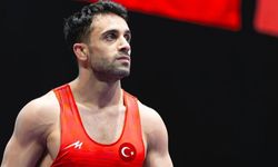 Ekrem Öztürk'ten Grekoromen Stilde Gümüş Madalya