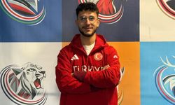 Furkan Akar, 500 metrede çeyrek finale yükseldi