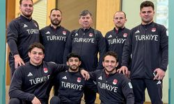 Milli Güreşçilerimiz Riyad 2025 İçin Mindere Hazır