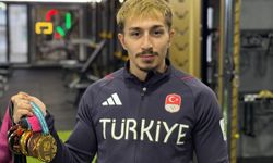 Milli halterci Yusuf Fehmi Genç’in hedefi olimpiyat altını