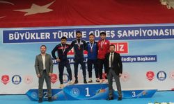 Gaziantep’te Güreş Şampiyonasında İkinci Gün Tamamlandı