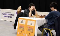 Türkiye Satranç Şampiyonası’nda Yarı Final Nefes Kesti