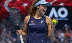 Zeynep Sönmez Avustralya Açık ana tablosunda