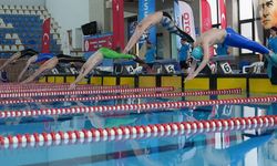 Elazığ’da Paletli Yüzme Şampiyonasında 5 Rekor Kırıldı