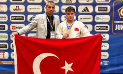 Mustafa Berat Şimşek Prag'da Bronz Madalya Kazandı