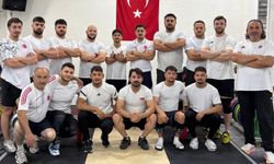 Büyük Erkek Halter Milli Takımı Sakarya Kampını Sürdürüyor