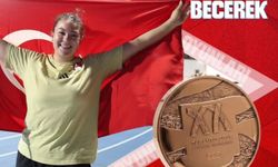 Özlem Becerek Disk Atmada Bronz Madalya Kazandı
