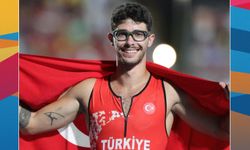 Ersu Şaşma Sırıkla Atlamada Gümüş Madalya Kazandı