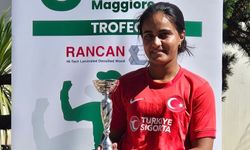 Zeliha Aksak İtalya’da İkincilik Kürsüsüne Çıktı