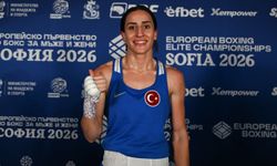 Gizem Özer ve Esra Yıldız Kahraman Çeyrek Finalde