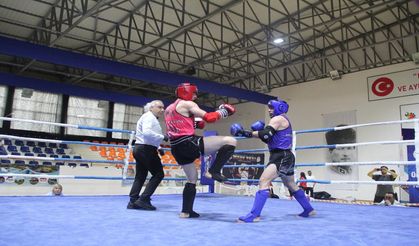 Muay Thai Şampiyonası Kemer'de Nefesleri Kesti