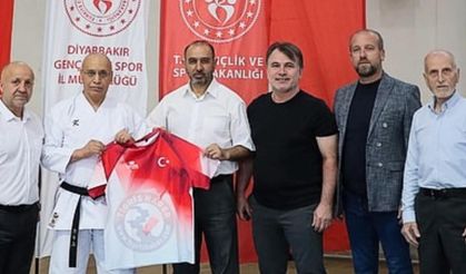 Emniyet Müdürü Fatih Kaya, karatede 5’inci Dan’a terfi etti