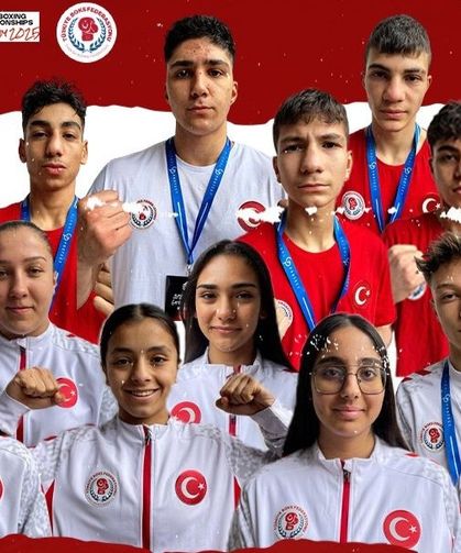 Almanya’daki Avrupa Boks Şampiyonası’nda 12 madalya