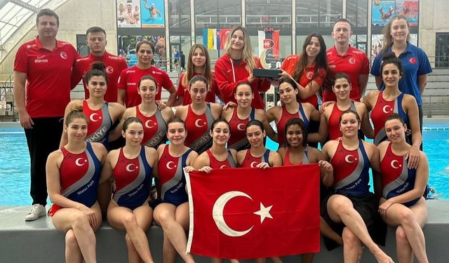🏆 Şampiyon Türkiye: Kadın Sutopu Milli Takımı Slovak International Cup 2025’i Zirvede Tamamladı!