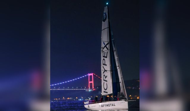 Linea Rossa Ekibi Türkiye Turu’nda İstanbul Boğazı’na Rekorla Ulaştı!