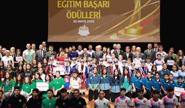 Gençlik ve Spor Bakanı Bak: Sultanbeyli, Gençlik ve Sporun Merkezlerinden Biri Olacak