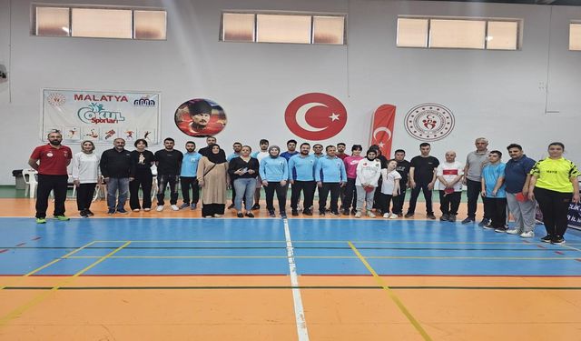 Malatya’da Masa Tenisi Şöleni: Özel Sporcular Parladı