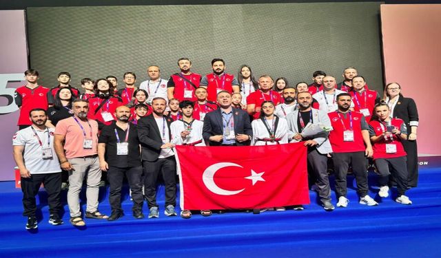 Dünya Yıldızlar Tekvando Şampiyonası’nda Türkiye Rüzgârı