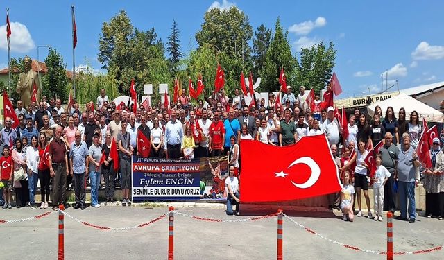 Avrupa şampiyonu Eylem Engin Edirne’de coşkuyla karşılandı