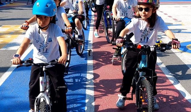 Dünya Bisiklet Günü’nde Minik Pedallar Gelecek İçin Döndü