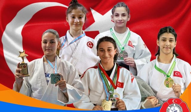 Ümit judocular Avrupa Şampiyonası'ndan madalyalarla döndü
