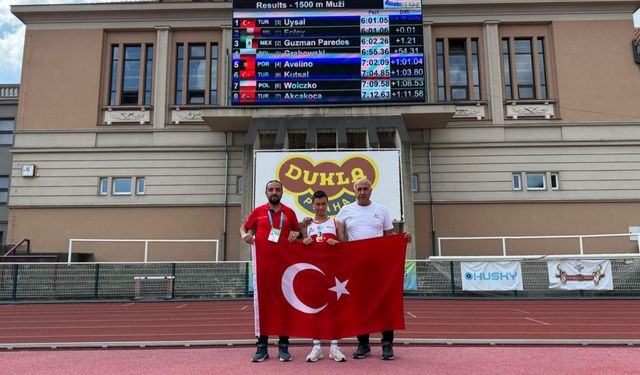 Muhammet Eren Uysal 1500 metrede tarihi rekora imza attı
