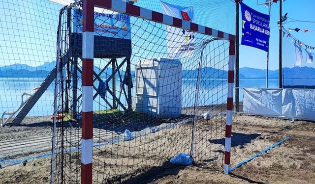 Üniversiteler Plaj Hentbolu İçin Köyceğiz’de Buluştu