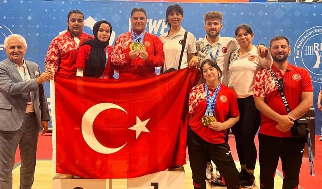 Sudenaz Yılmaz Avrupa Halter Şampiyonu Oldu