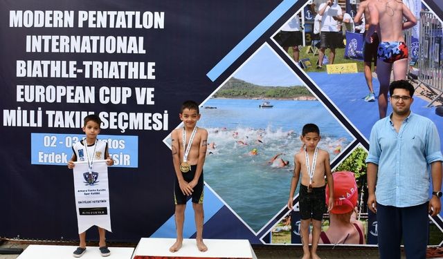 Türk minikler Biathle-Triathle’de kürsüyü doldurdu