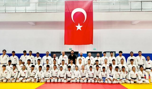 Yıldız Erkekler Judo Milli Takımı Konya’da kampa girdi