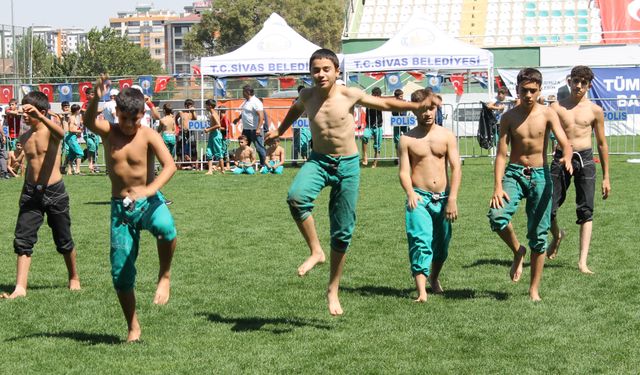 Sivas’ta Muhsin Yazıcıoğlu Güreşleri düzenlendi
