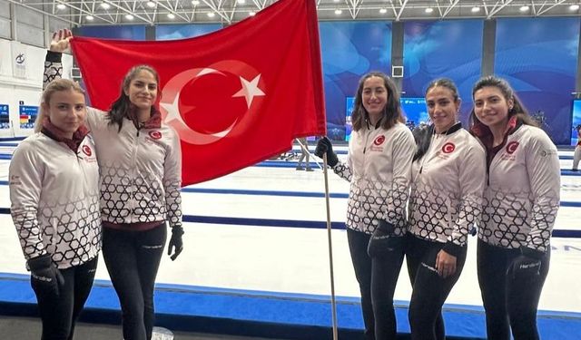 Kadın Curling Milli Takımı Rusya'daki turnuvaya hızlı başladı